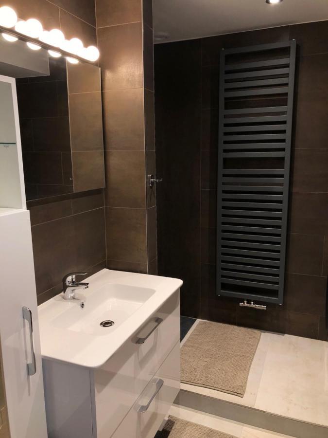 Pegasus I - 2 Chambres De Luxe, Cuisine, Salon, 2 Terrasses Et Sauna Vielsalm Exterior foto